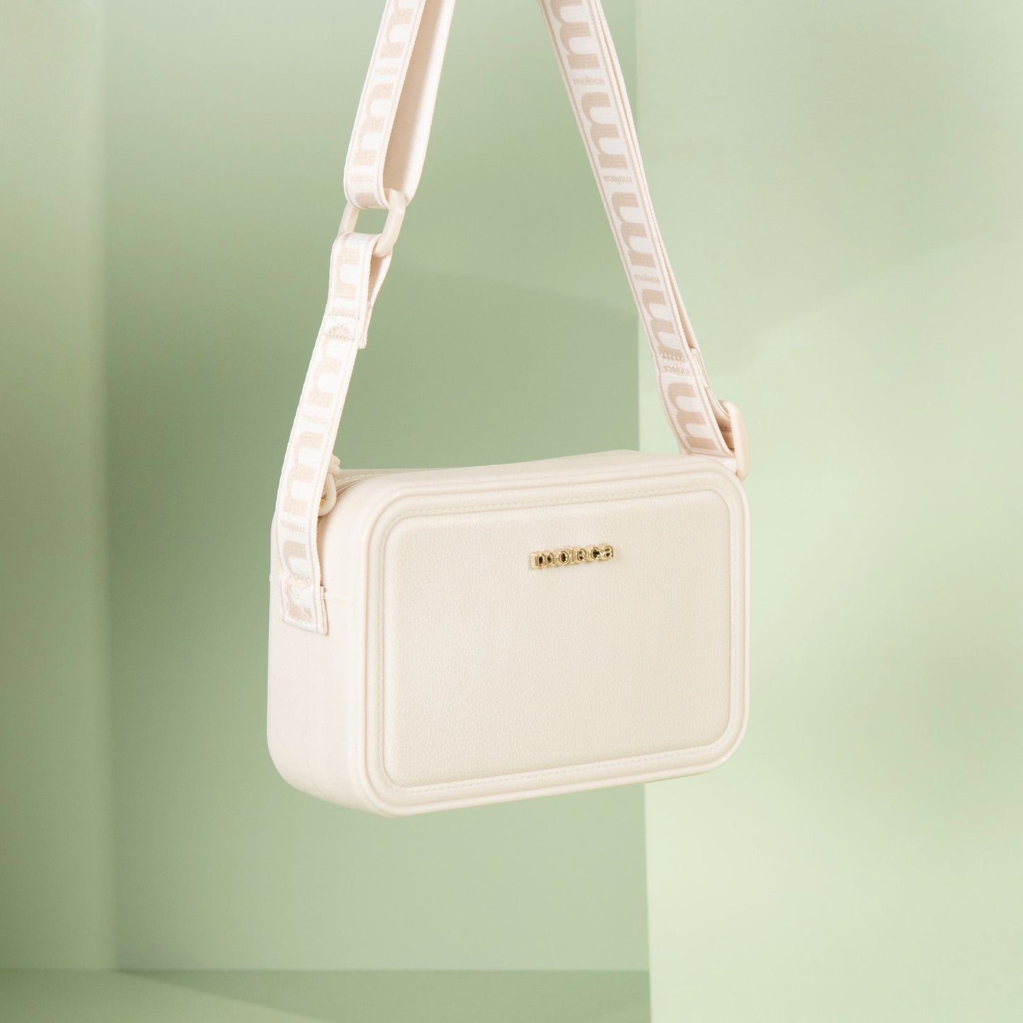 Moleca Minimalist Shoulder Bag