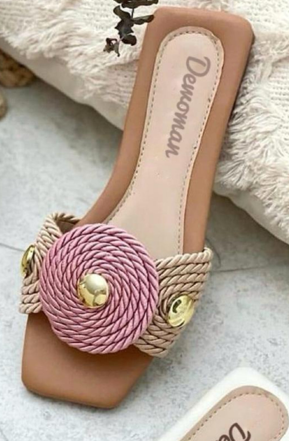 Dewoman Colombian Bold Woven Slip- On Sandals