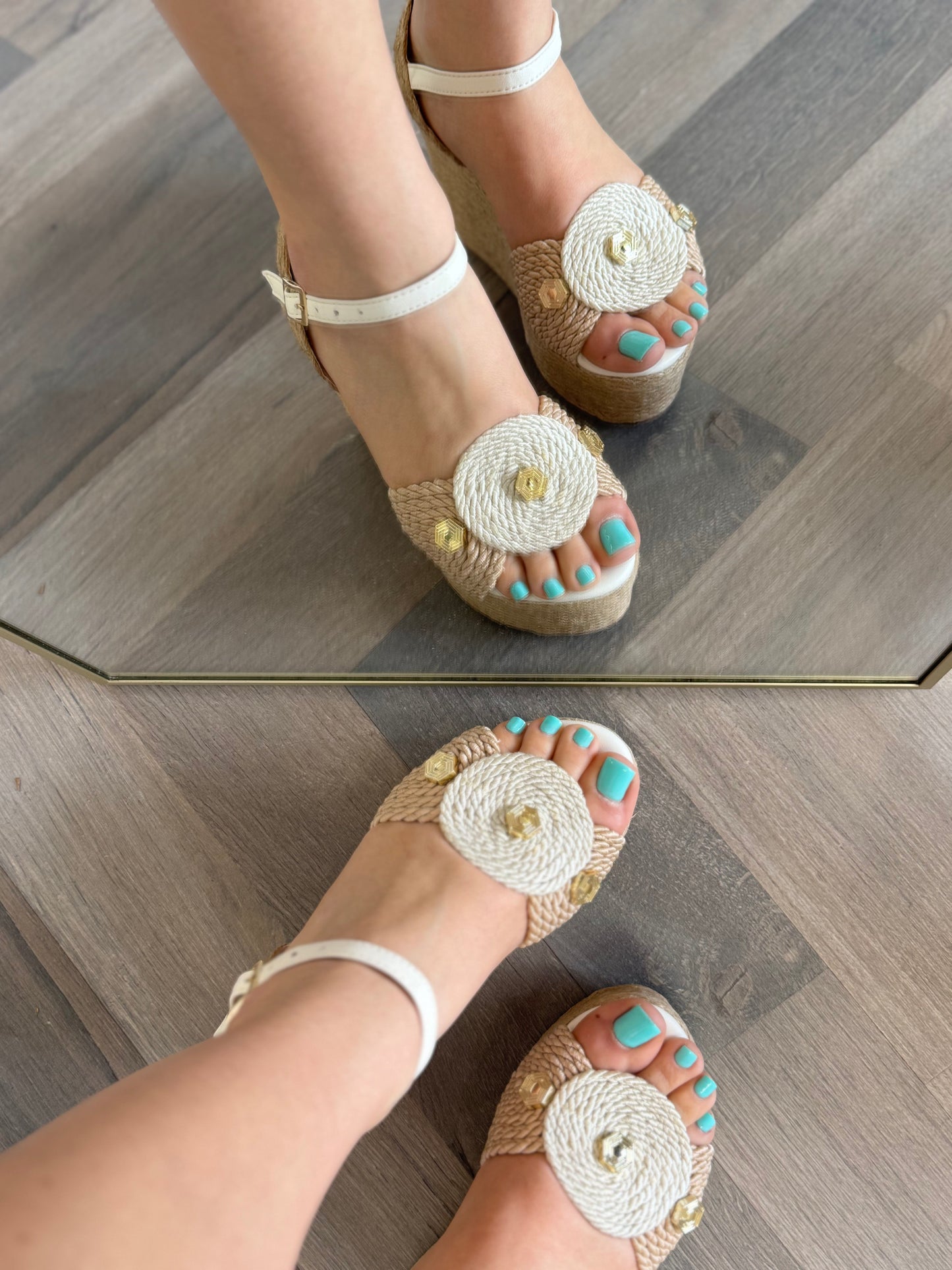 Dewoman Colombian Chic Woven Wedges Sandals